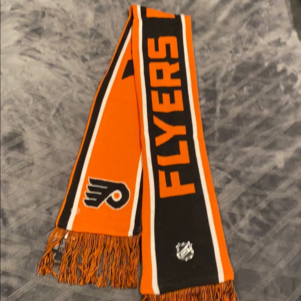 Flyers Scarf